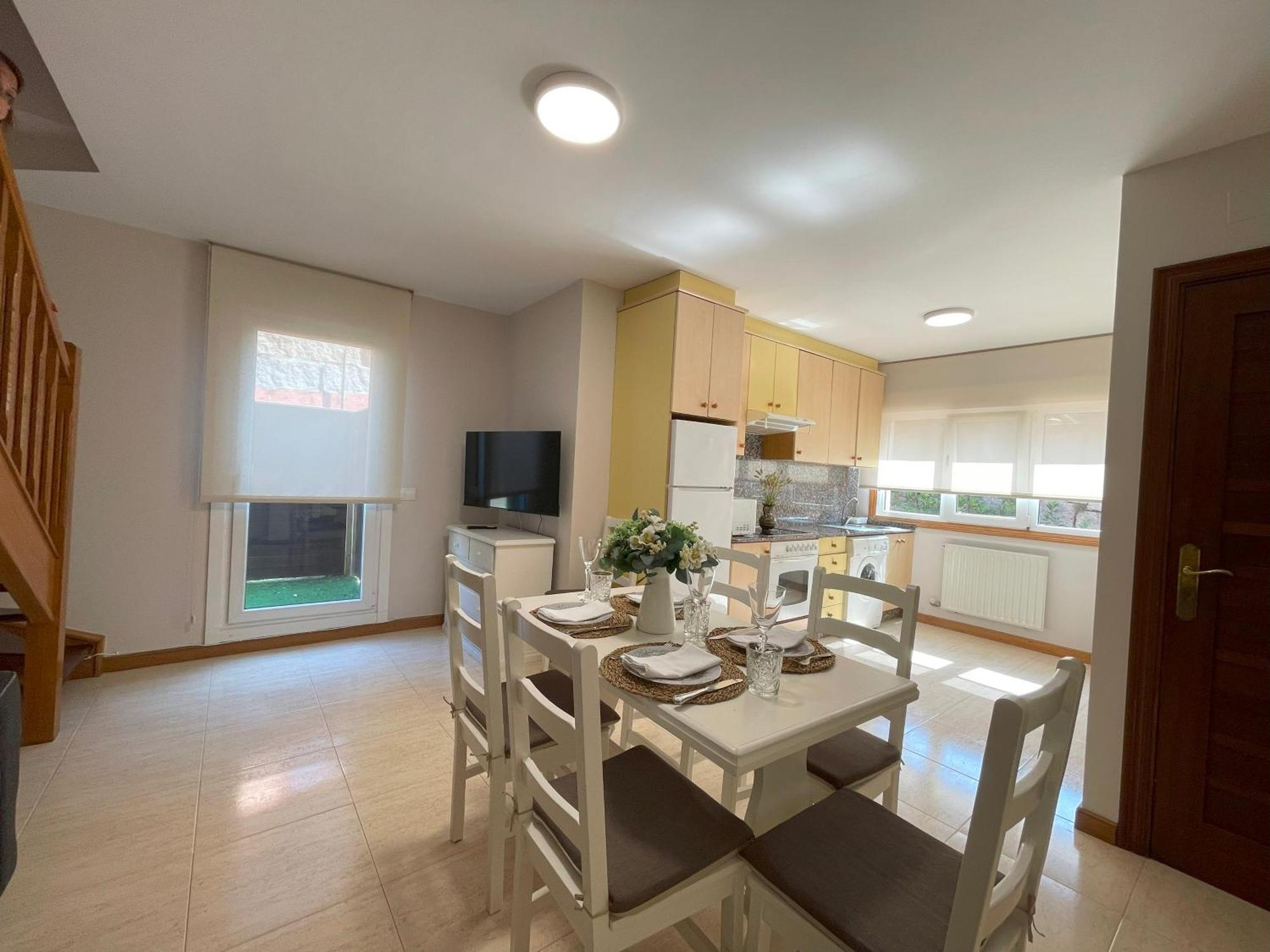 Apartamentos Fontenla-Lanzada Soutullo 외부 사진